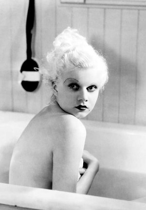Jean Harlow in 'Hold Your Man' (1933).jpg