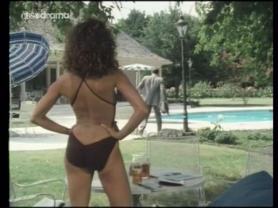 Lois Chiles (14).jpg