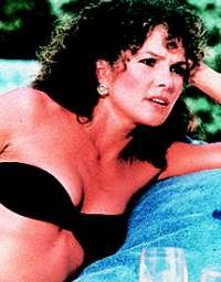 Lois Chiles (19).jpg