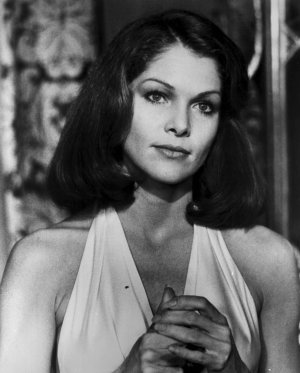 Lois Chiles 3.jpeg