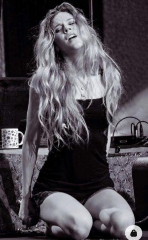 Joss Stone (3).jpeg