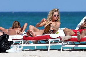TheFappeningBlog.com - Toni Garrn Sexy & Topless 6.jpg