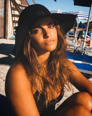 Aurora Giovinazzo (7).jpg