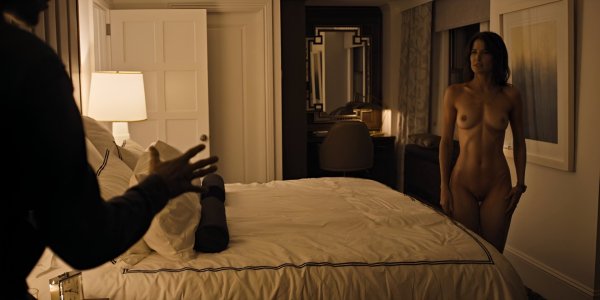 59f94f046527d fake.jpg