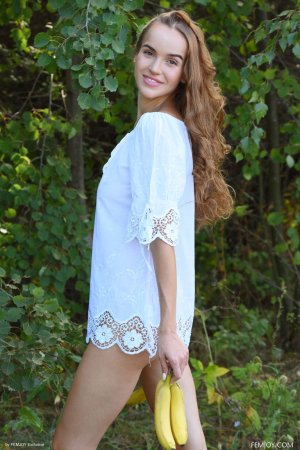 0002-01 thefappeningblog.com.jpg