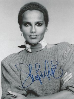 shari-belafonte-autograph.jpg