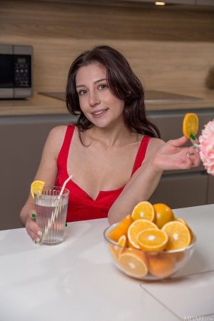 0008-01 thefappeningblog.com.jpg