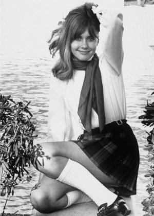 Olivia Newton John -mzolk3NZTk1qiflw2o1_500.jpg