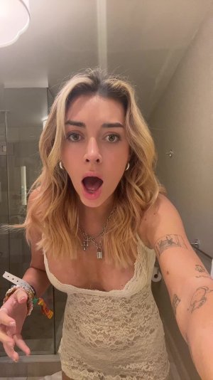 Brianna LaPaglia (2).jpg