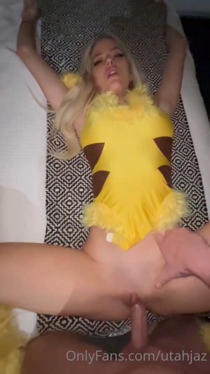 Utahjaz Pikachu Sex Tape Porn Video Leaked FappTime.com.mp4_snapshot_03.38.218.jpg