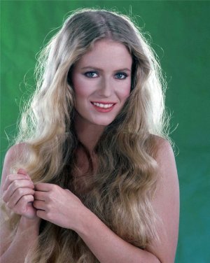 Eve Plumb Topless With A Snake Harry Langdon Photoshoot In 1982 3.jpg