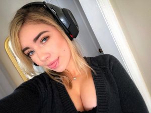 TheFappeningBlog.com - Dinglederper Instagram 10.jpg