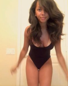 TheFappeningBlog.com - Brittany Renner 15.jpg
