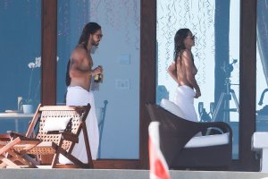 TheFappeningBlog.com - Heidi Klum Sexy & Topless 50.jpg