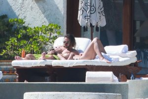 TheFappeningBlog.com - Heidi Klum Sexy & Topless 93.jpg