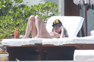 TheFappeningBlog.com - Heidi Klum Sexy & Topless 141.jpg