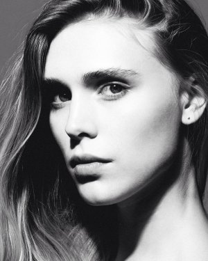 Gaia Weiss (5).jpg