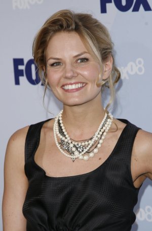 Jennifer_Morrison_9.jpg