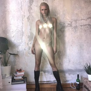 TheFappeningBlog.com - Katie Kuips Nude & Sexy 71.jpg