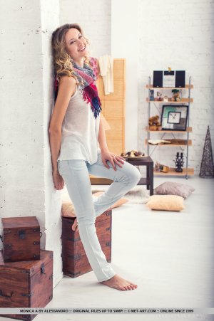 monica-a-presenting-monica-01 thefappeningblog.com.jpg