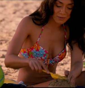 345198756_aimee_garcia___dexter_s07e08_mpg_0003_123_420lo.jpg