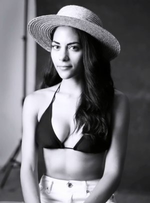 Inbar Lavi - posing for a photo.jpg