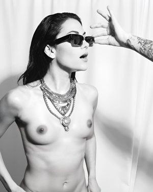 inbar__1_ (1) fake.jpg