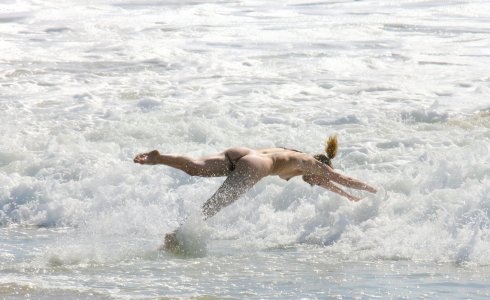 6988c8157915136 fake.jpg