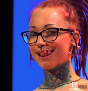 Screenshot_20250512_190037_Video Player.jpg