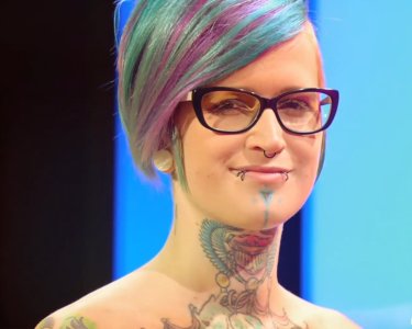 Screenshot_20250512_190133_Video Player.jpg