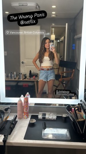 Miranda Cosgrove (3).jpg