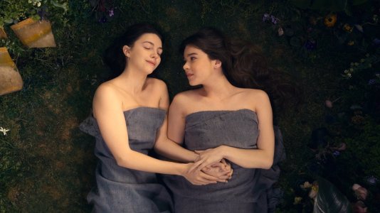 Hailee Steinfeld and Ella Hunt in Dickinson353747306.jpeg