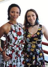 004566 with Jodelle Ferland.jpg