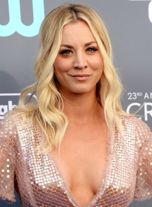 Kaley-Cuoco-HQCelebrities.com-3035.jpg