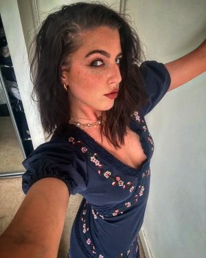 Arriving early for summer (2).jpg