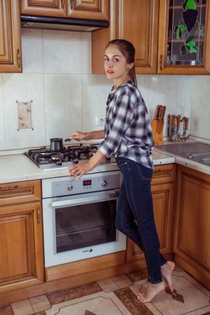 get-in-the-kitchen-of-maria-espen-and-have-fun-with-her-03 thefappeningblog.com.jpg