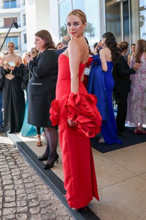 kimberley-garner-leaves-hotel-martinez-at-78th-cannes-film-festival-05-20-2025-2.jpg kimberley-garner-leaves-hotel-martinez-at-78th-cannes-film-festival-05-20-2025-2.jpg