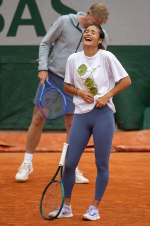 emma-raducanu-practices-at-roland-garros-ahead-of-french-open-in-paris-05-23-2025-1.jpg