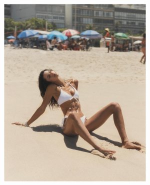 Bruna L&Atilde;&Acirc;&shy;rio 017.jpg