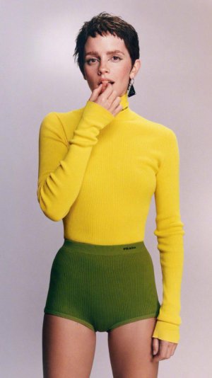 outtake for Prada Paradoxe b77eebf1nhj91.jpg