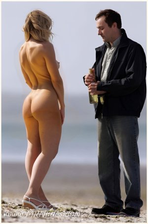 billie-piper_14 fake.jpg