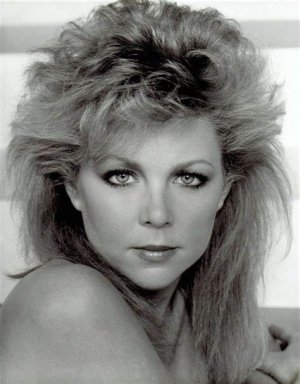 Lisa Hartman (2).jpeg