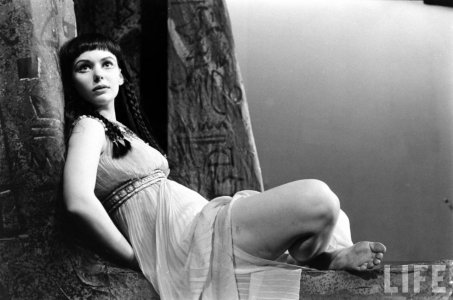 Susan Strasberg as Cleopatra.jpg