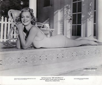 Carole Landis 02 2.jpg