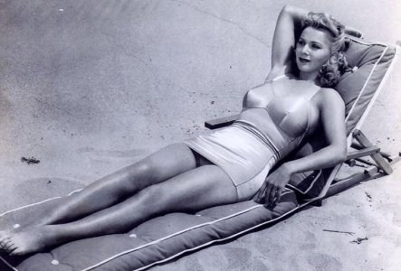 Carole Landis in the 1940s -16-.jpg