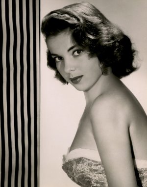 Abbe Lane  -mol6f9unBu1s011meo1.jpg