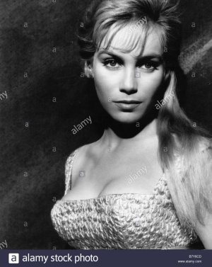 Estella Blain.jpeg Estella Blain.jpeg