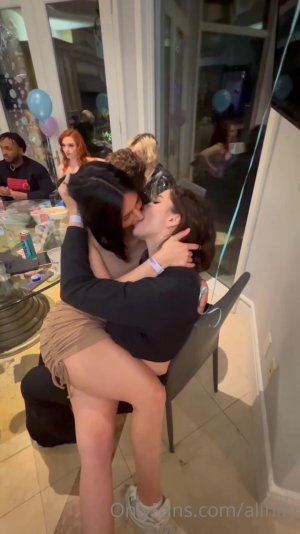 Alinity_Fandy_Lesbian_French_Kiss_PPV_Onlyfans_Video_Leaked-VCCHXQ.jpg