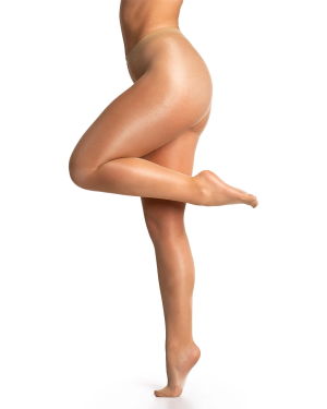 kamila janicka model  (35).png