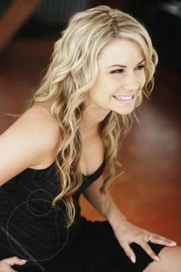 Alycia Purrott - Pink SPD2.jpg